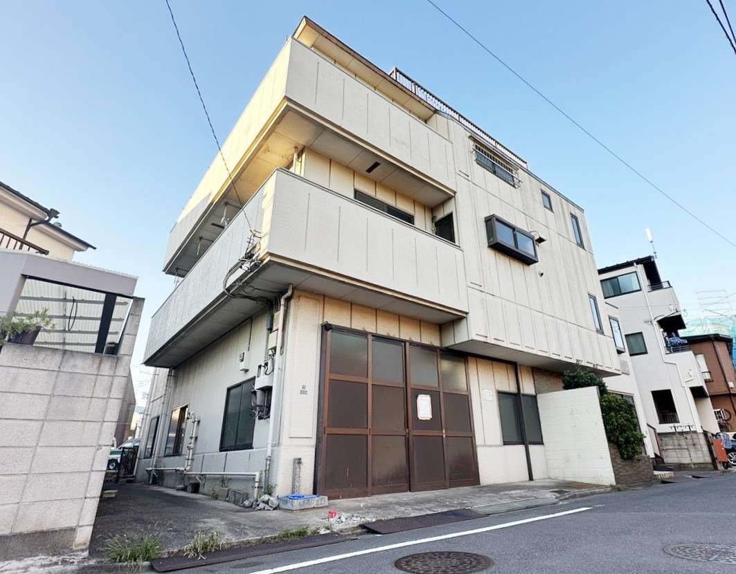 足立区谷在家 事務所付き住宅を買取り致しました。