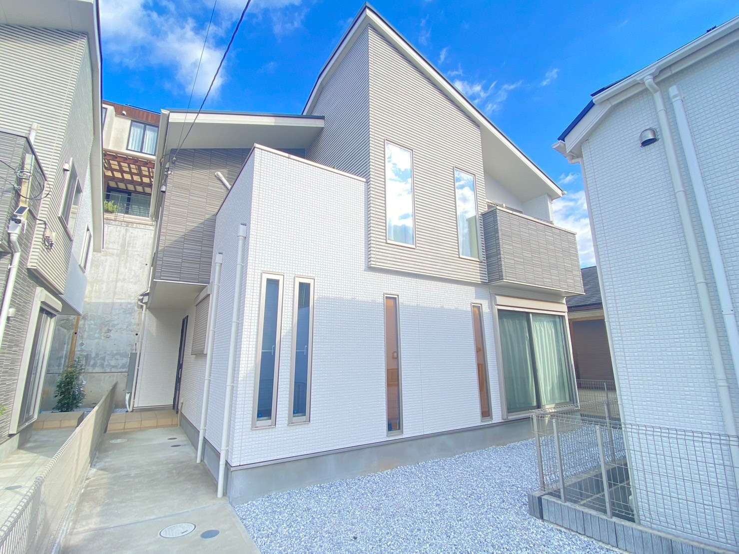 横浜市青葉区荏子田 中古住宅を買取致しました。